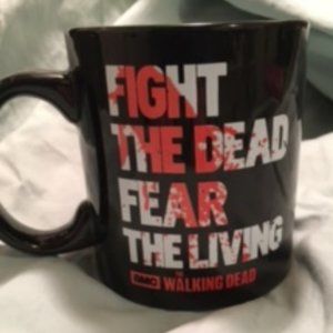 Fight the Dead Fear the Living Mug, Walking Dead